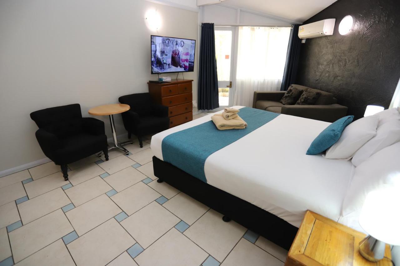 Kallangur Motel Extérieur photo
