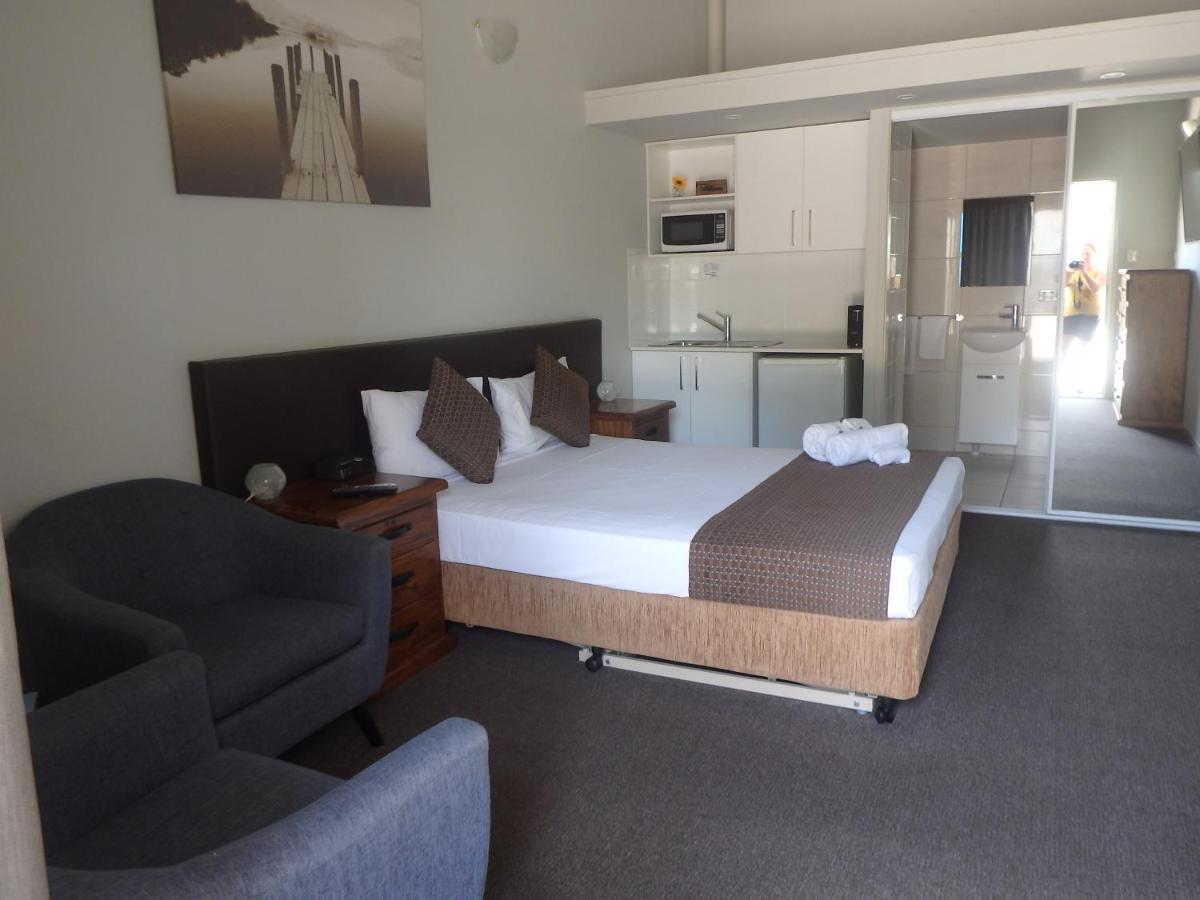 Kallangur Motel Extérieur photo